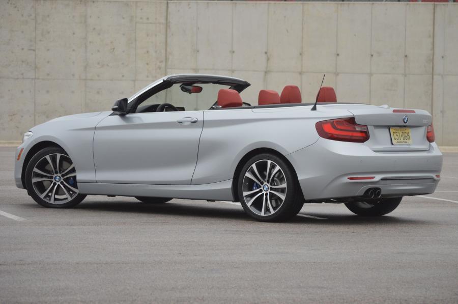  BMW 228i Convertible 2015 года  (фото 4 из 24)